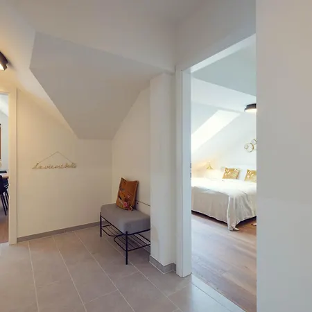 Leonart Living 62 *