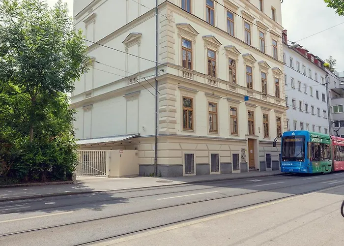 Apartman Leonart Living 62 *